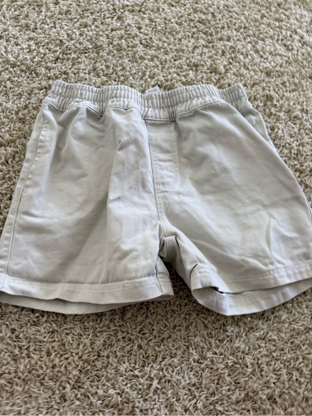 The Beaufort Bonnet Company Cream Pull-On Kids Shorts